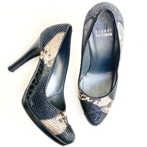 Stuart Weitzman Snakeprint Heels Size 6.5